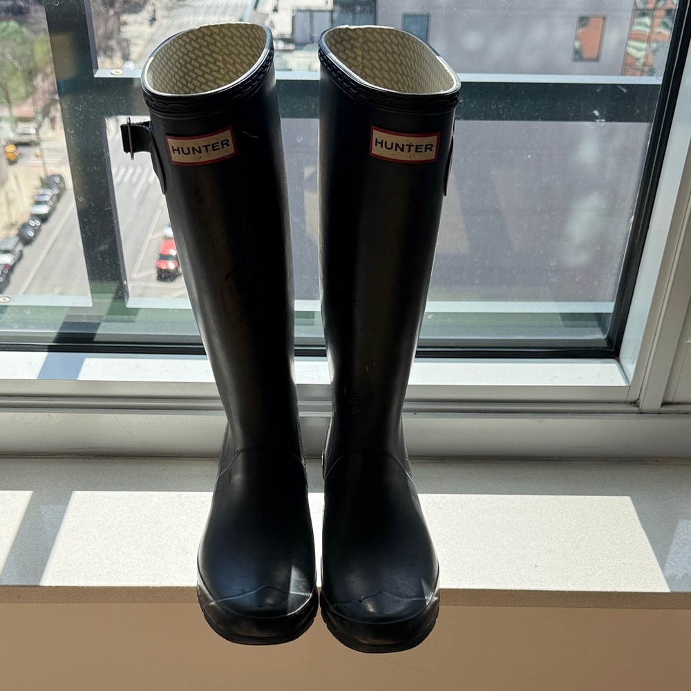 Hunter Classic Black wide calf Waterproof Boots